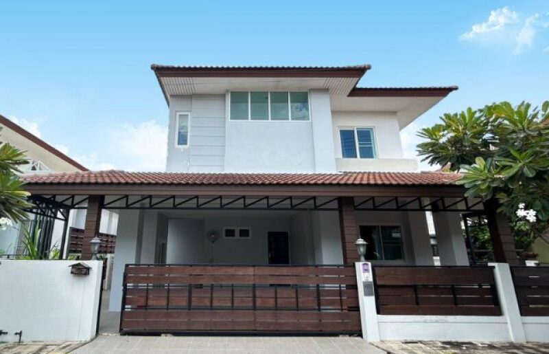 ดิ เออบาน่า 1 ถ. ซุปเปอร์ไฮเวย์ ต.ท่าศาลา บ้านขนาดกำลังดี ฟังก์ชั