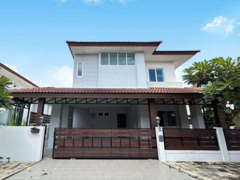 ดิ เออบาน่า 1 ถ. ซุปเปอร์ไฮเวย์ ต.ท่าศาลา บ้านขนาดกำลังดี ฟังก์ชั