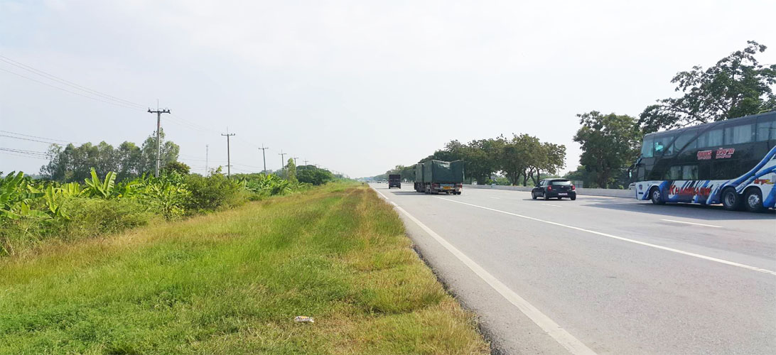 ที่ดิน ขาย อำเภอสรรพยา ขายที่ดินติดถนนสายเอเชีย ที่ดินตำบลโพนางดำออก