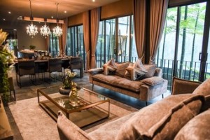 ขาย บ้านเดี่ยว ขายบ้านเดี่ยวหรูใจกลางกรุงเทพฯ เลียบด่วนรามอินทราราคาดีที่สุด 纳空尼瓦独栋别墅曼谷 สระว่ายน้ำส่วนตัวสุดหรู ลาดพร้าว