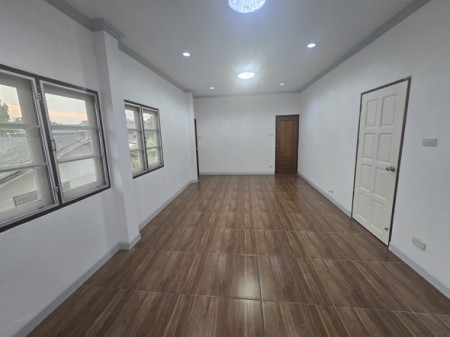 บ้าน ให้เช่า มือสองปรับปรุงใหม่ บ้านเดี่ยวรามคำแหง ใกล้รพเวชธานีรามคำแหง สวยเหมือนใหม่ บ้านใกล้รพรามคำแหง